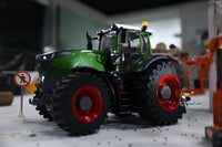 1/16 Scale 4x4 RC Tractor Model